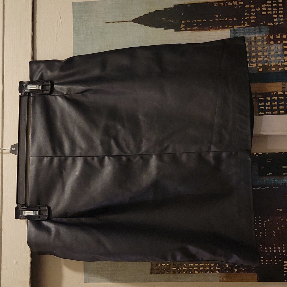 Women’s Faux Leather Skirt